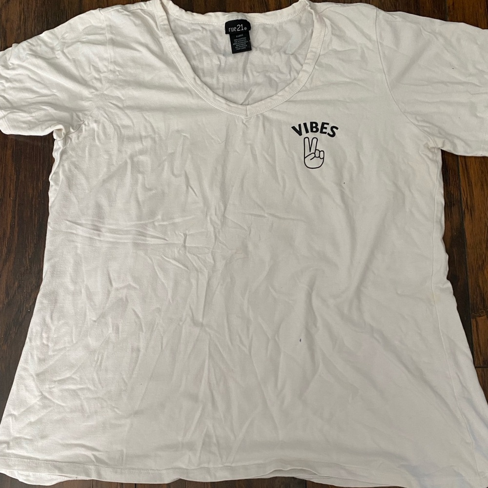Rue 21 white T-shirt. Size large.
